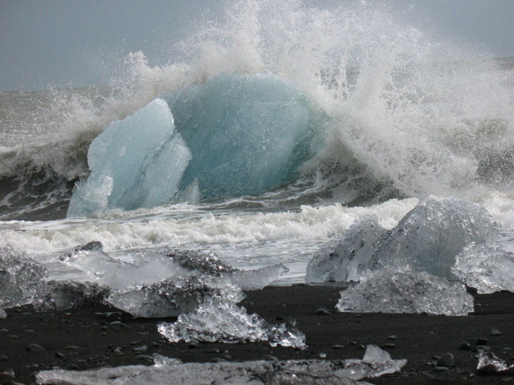 Island Eisberge Brandung