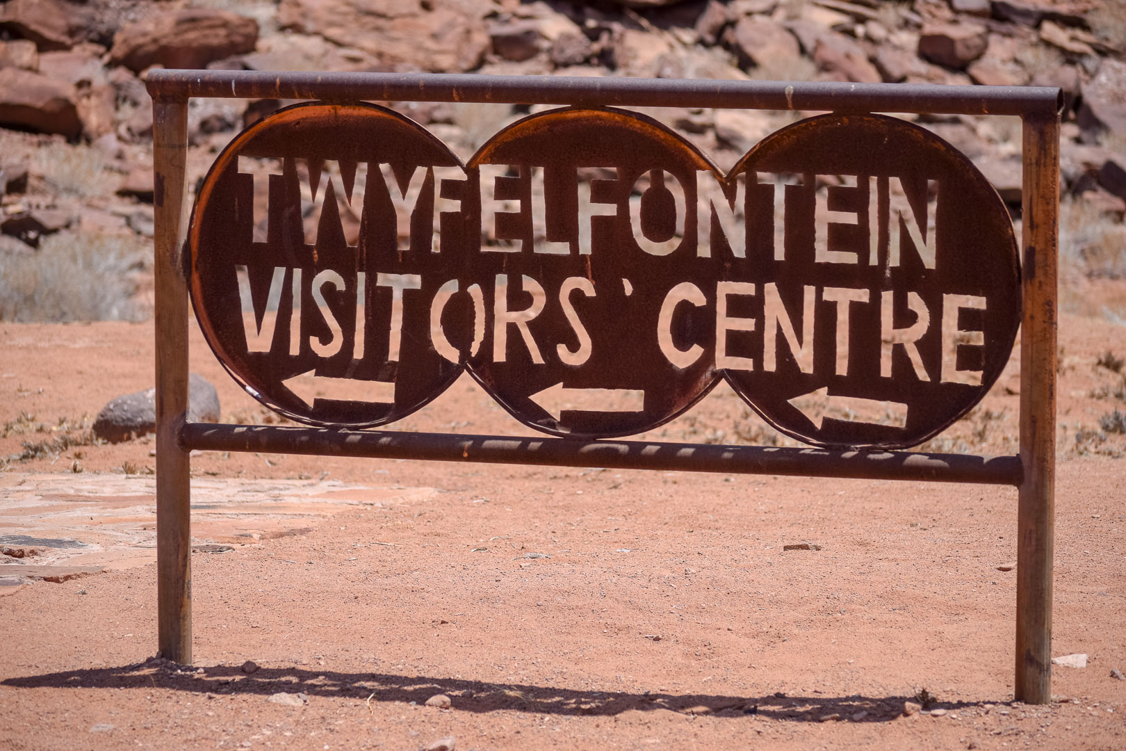 Twyfelfontein Schild Visitors Center