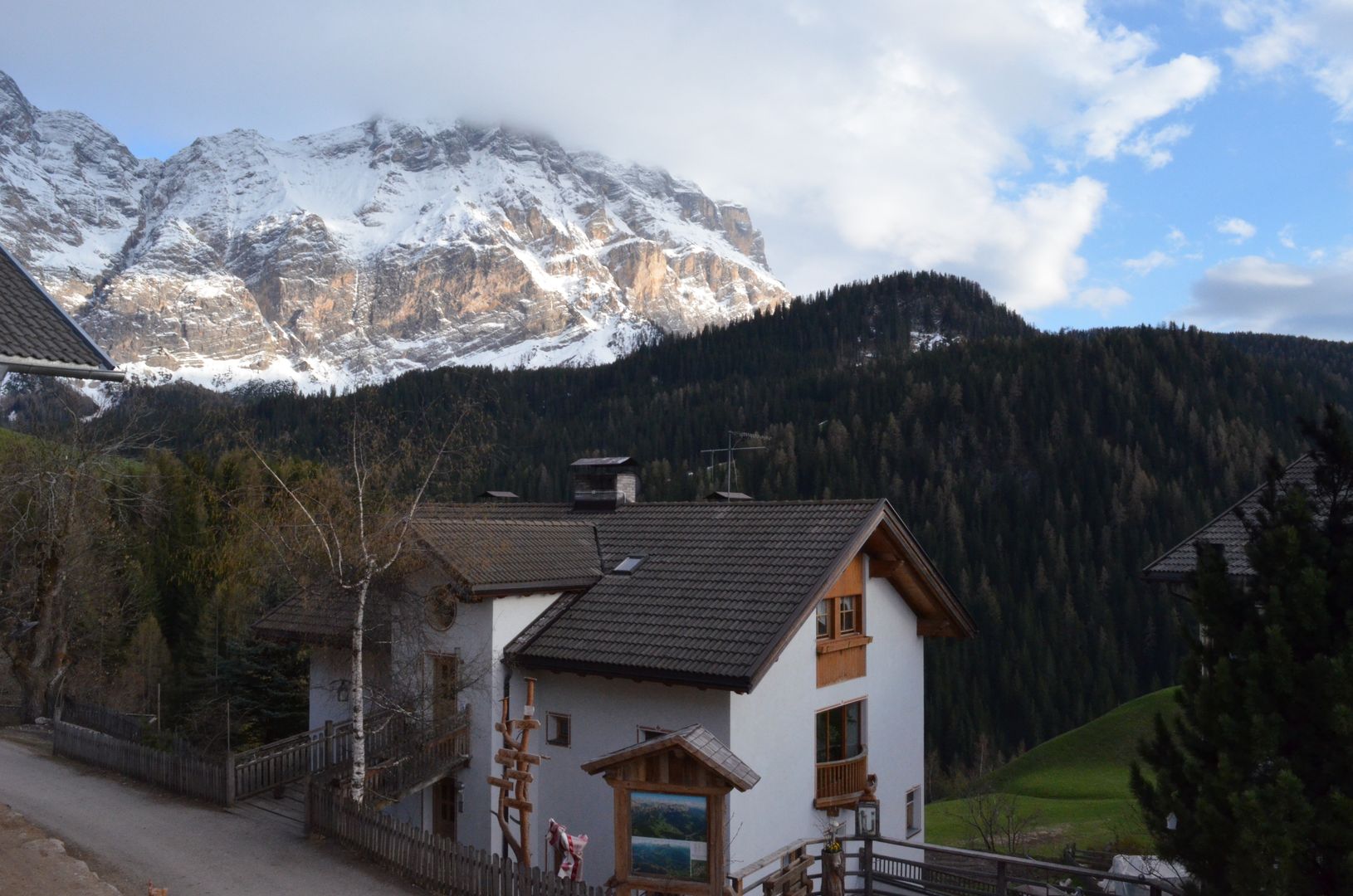 Maierhof Südtirol mit Kreuzkofel